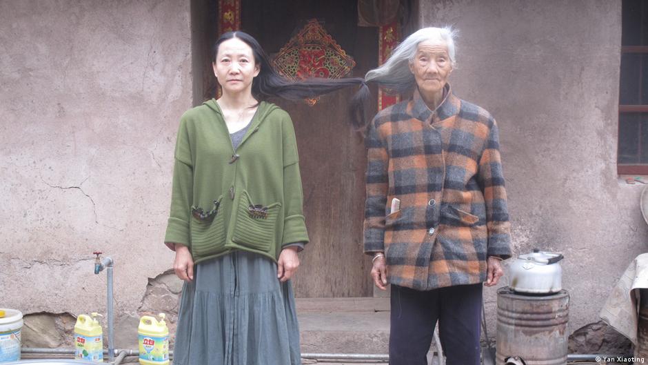 Wen Hui appears with Su Mei Lin in the work Dance with my Third Grandmother Wen Hui appears with Su Mei Lin in the work Dance with my Third Grandmother