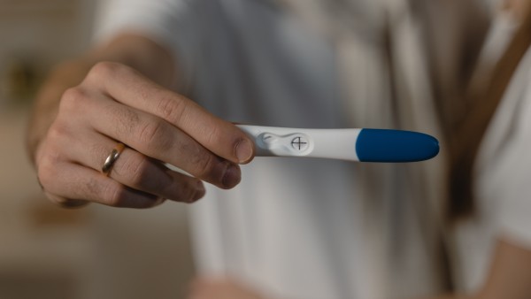 How To Use A Pregnancy Test Kit?