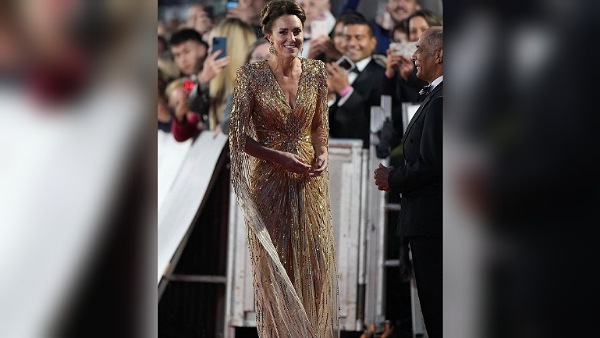 Kate Middleton In The Golden Gown At The Premiere Of The James Bond Movie