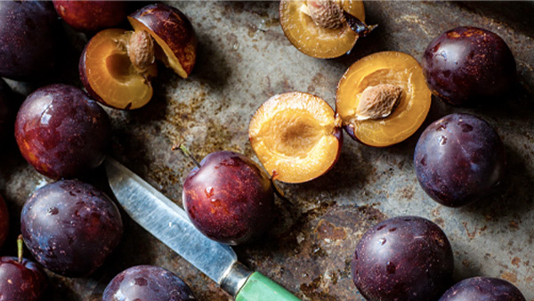 Why You Should Avoid Eating The Seeds Of Stone Fruits?