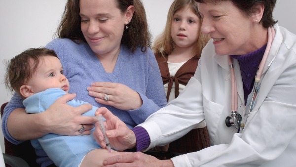How To Manage Vaccination-Related Pain In Newborns And Children?