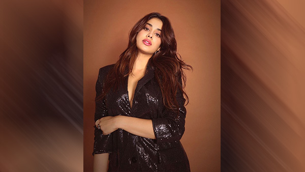  Janhvi Kapoor
