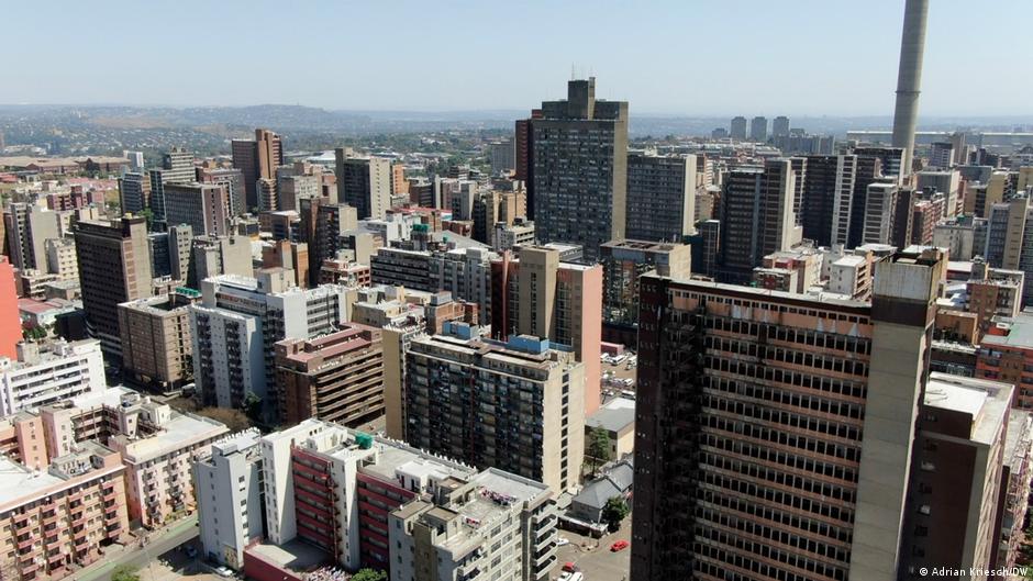 Many South Africans say that in terms of design, Johannesburg is an ugly city with beautiful people