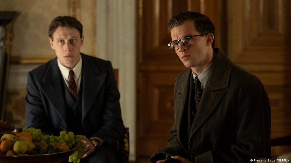 Spies and friends: George MacKay as Hugh Legat, and Jannis Niewohner as Paul von Hartmann