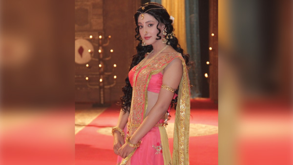 &TV Actors Share Their Winter Skincare 