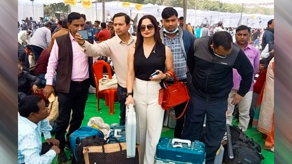 Poll Officer Reena In Classy Outfit 