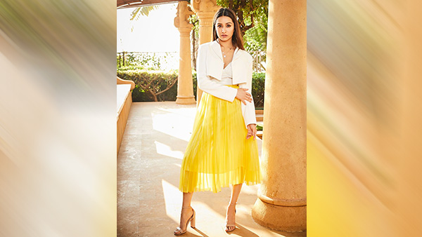 For Valentines Choose Fresh Colours!