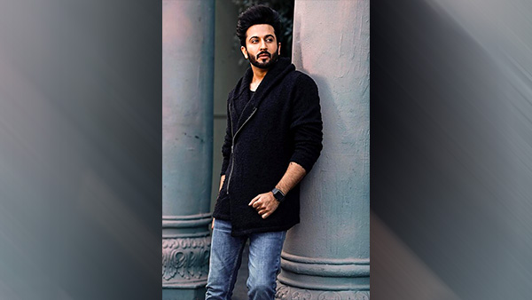 The hot black looks of Dheeraj Dhoopar have arrived. One TV actor who is every bit more stylish and fashionable than most of his counterparts is back with a bang. While sultry summers inspire people to switch over to pastel hues, people fill in their wardrobes with light-coloured clothes, and one person doesnt seem to be worrying about the season and his colour choices. The actor is seen donning all black and the range of his super stunning collection of black outfits will make you skip your heartbeat. His designer blazers, black outfits, tees and tuxedos stand out in the crowd. The actor was also spotted wearing a black oversized coat with blue denim, slaying this look to a T. In another look he dons a classic black leather giving his men counterparts a major fashion goal. These pictures cant be missed. In neatly trimmed stubble and designer outfits, looking every bit stylish, he has once again stolen all hearts. Well, Once a wise man said that a man in black travels with your soul in your pocket. We bet he does! On the work front, Dheeraj is one of the most popular actors on Zee TV. He is currently playing the role of Karan Luthra in the serial Kundali Bhagya.