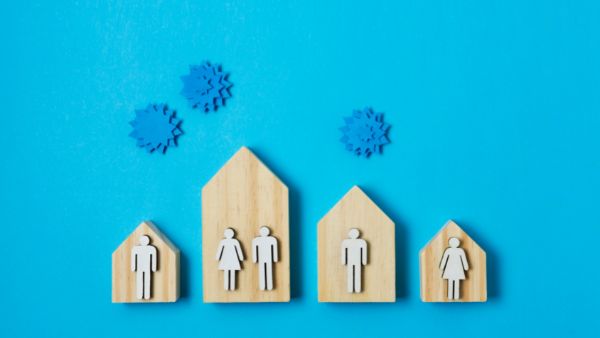 How Does COVID Spread During Short Conversations