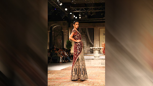 JJ Valaya’s ‘ALMA’ In FDCI