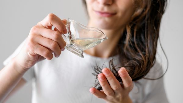 Five 1-Ingredient Hair Masks For Frizzy, Dull Hair