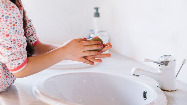 Why Do Kids Get Worms? How To Prevent Worms In Children? 