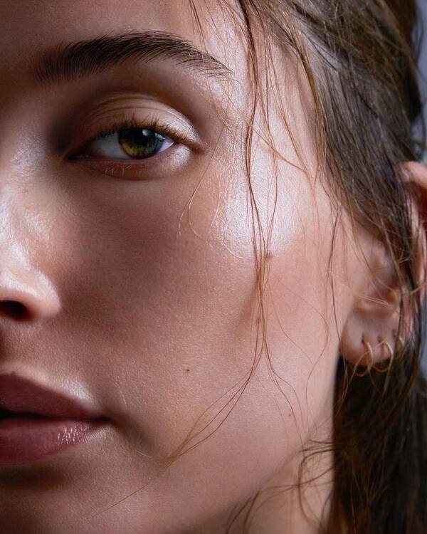 Hailey Bieber Glazed Donut Skin