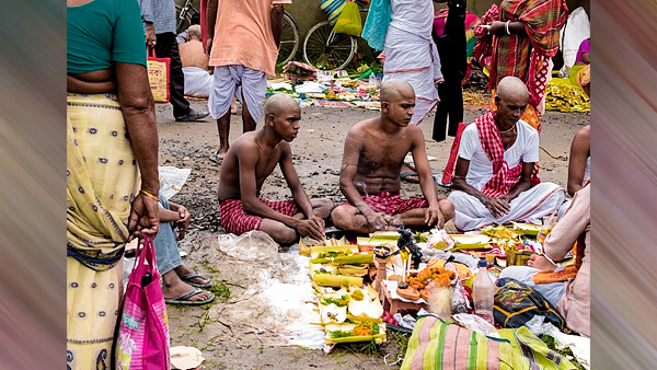 Can Daughters Do Pind Daan?