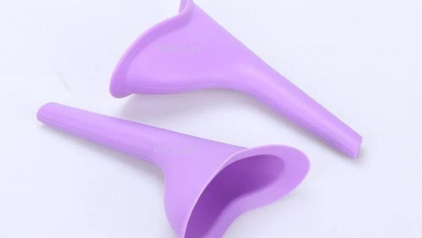 Female Urinating Devices To Make Your Public Toilet Experience Less Scary Female Urinating Devices To Make Your Public Toilet Experience Less Scary