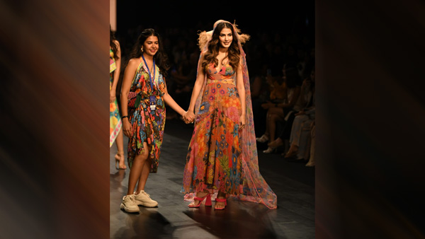 Rhea Chakraborty For GUAPA At LFW 2022