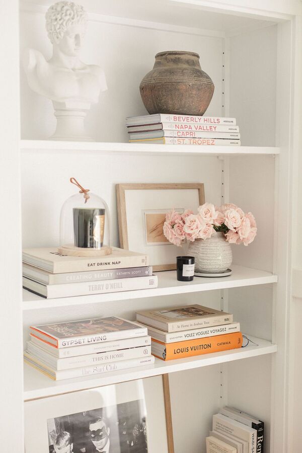 Easy Guide To Style A Bookshelf