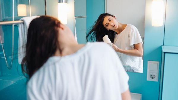 How To Blow Dry Your Hair At Home How To Blow Dry Your Hair At Home