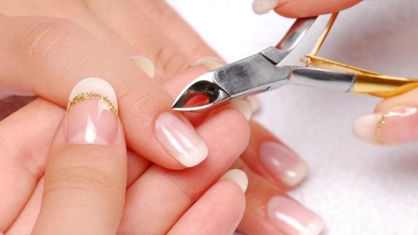 Best Way To Remove Acrylic Nails Without Damaging Them