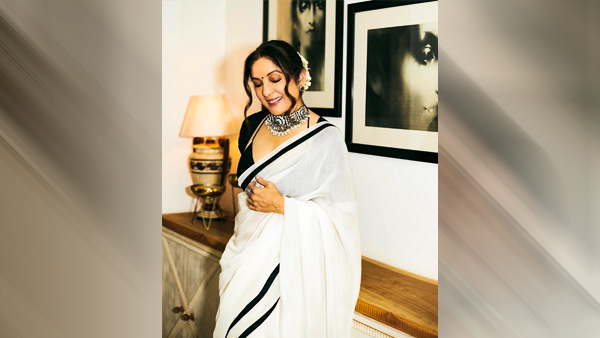 Neena Gupta’s Monochrome Saree Look