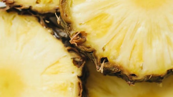 Ways To Use Pineapple For Skin Care And Hair Care