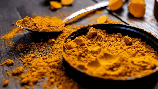 Three Ways To Use Turmeric In Winter