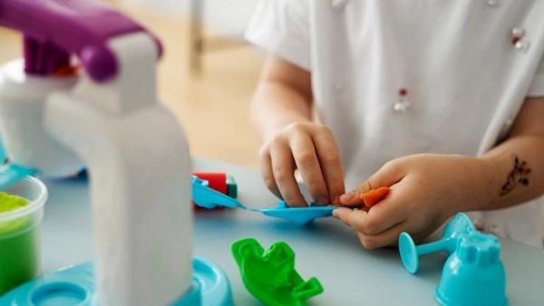 Ways To Keep Young Kids Busy