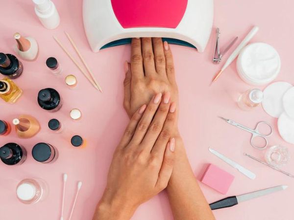 Acrylic Nails: What You Should Know