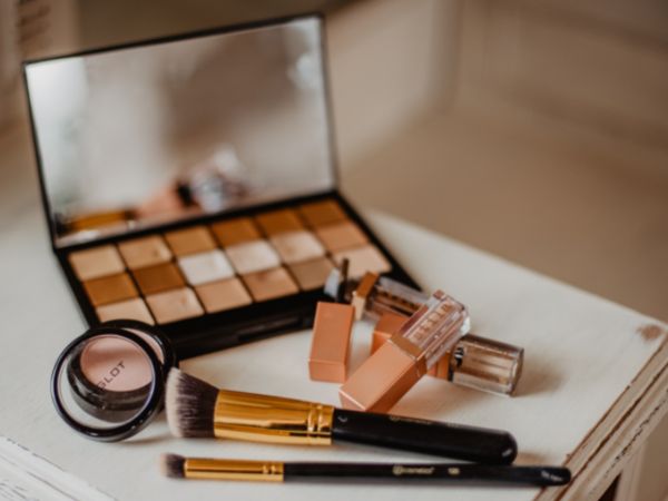 How To Fix Cakey Makeup