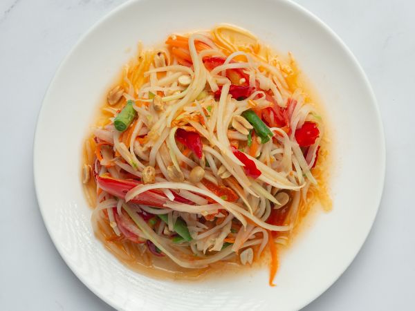 Raw Papaya Salad Benefits