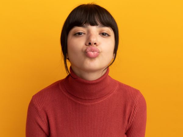 Step-By-Step Guide To Get Plump Lips Step-By-Step Guide To Get Plump Lips