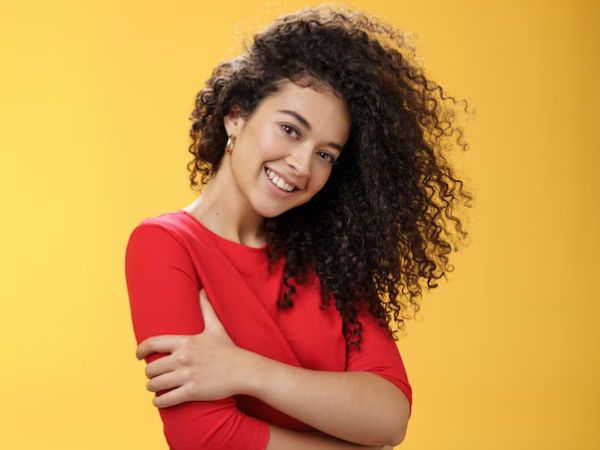 Holi Haircare Tips For Curly Hair