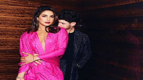Priyanka Chopra’s Fuchsia Kaftan Outfit