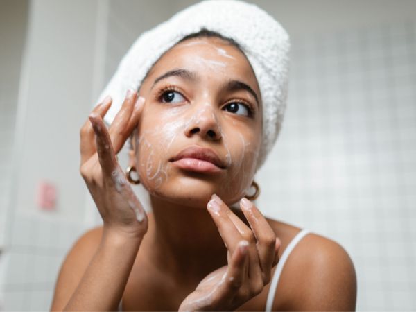 Pre And Post Skincare Tips For Holi