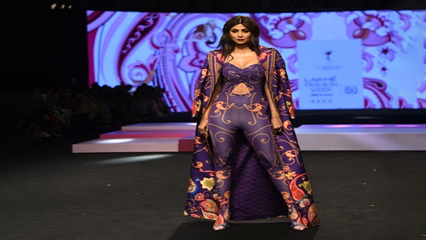 LFW 2023 - Shilpa Shetty For Limerick LFW 2023 - Shilpa Shetty For Limerick