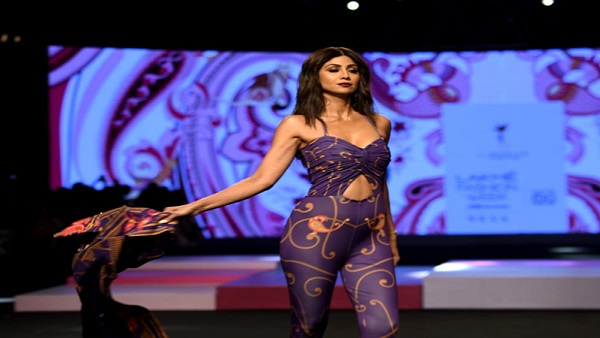 LFW 2023 - Shilpa Shetty For Limerick LFW 2023 - Shilpa Shetty For Limerick