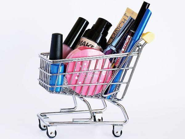 Is It Safe To Buy Cosmetics Online