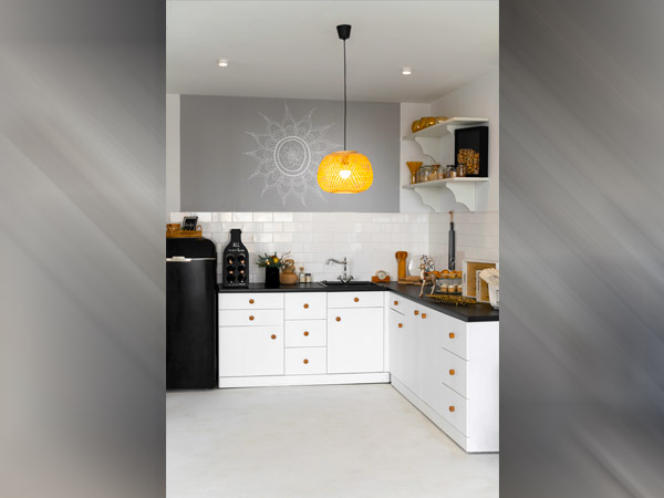 Decor Tips For Small Kitchen