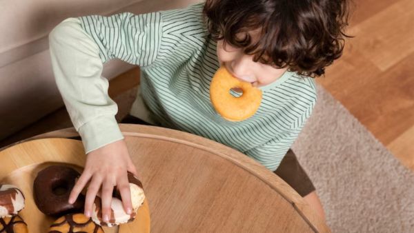 Myths Vs Facts The 5 second Rule For Food Is Real Boldsky myths-vs-facts-the-5-second-rule-for-food-is-real-boldsky