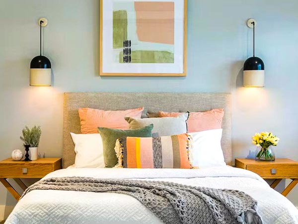 Small Bedroom Decor Ideas