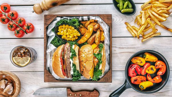 Myths vs Facts: Fast Food Is Fattening