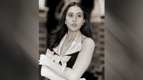 8 Style Hacks To Fake Curves 