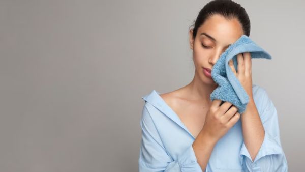 How To Shave Your Face? Guide For Women