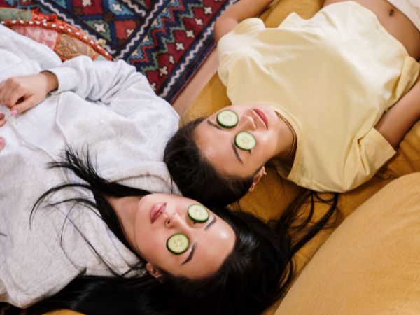 Monsoon Beauty Tips For Women With Oily Skin 