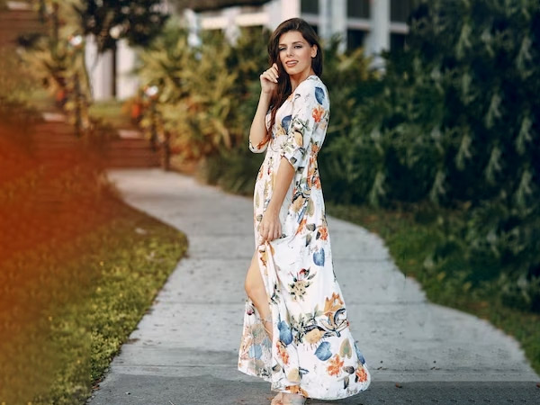 8. Printed Scarf If you think a scarf is just a piece of cloth that helps to cover your head or face in demanding sunlight, then it is time to change this thinking. A printed scarf makes a lovely addition to any plain outfit like a dress, top, or tunic. Buy some lovely printed, self-patterned or textured scarves and wear them to elevate your everyday outfits! Images: Freepik