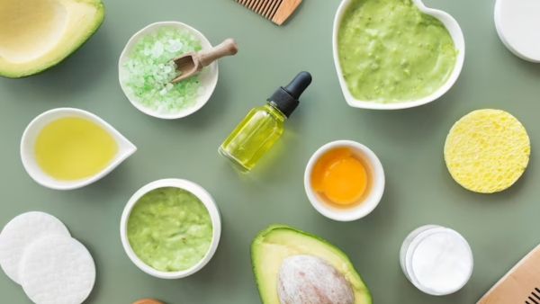 DIY Home Remedies For Split Ends