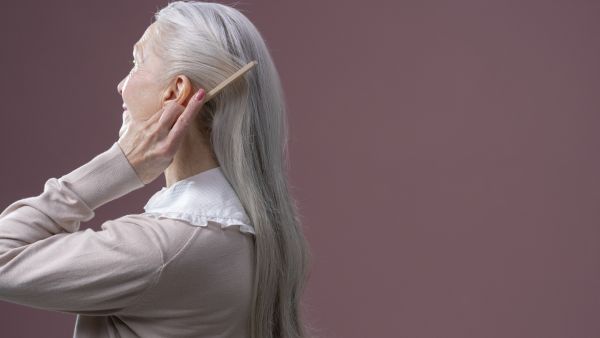 DIY Home Remedies For Split Ends