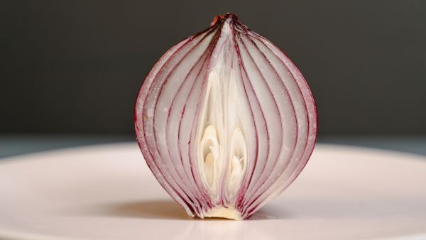 Keeping Onion Under The Bed Myth