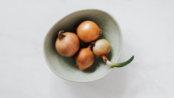 Keeping Onion Under The Bed Myth