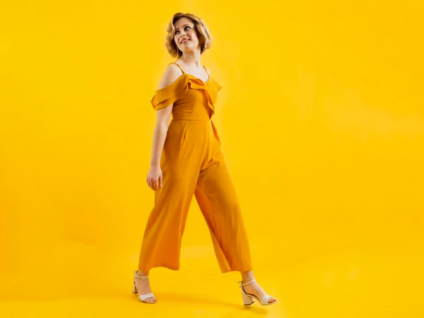 8. Printed Scarf If you think a scarf is just a piece of cloth that helps to cover your head or face in demanding sunlight, then it is time to change this thinking. A printed scarf makes a lovely addition to any plain outfit like a dress, top, or tunic. Buy some lovely printed, self-patterned or textured scarves and wear them to elevate your everyday outfits! Images: Freepik